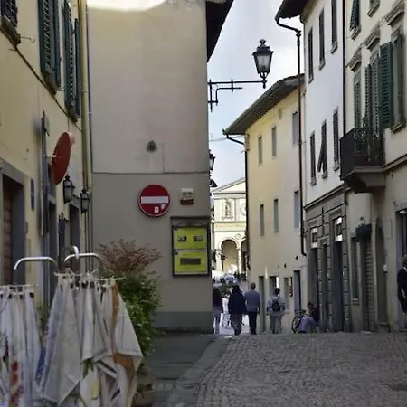 Apartment In Borgo